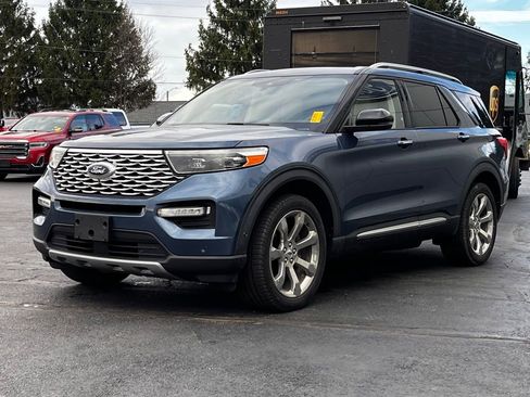 Used 2020 Ford Explorer Platinum w/ Premium Technology Package image 9