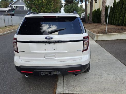 Used 2014 Ford Explorer Sport w/ Equipment Group 401A AWD/4WD image 7