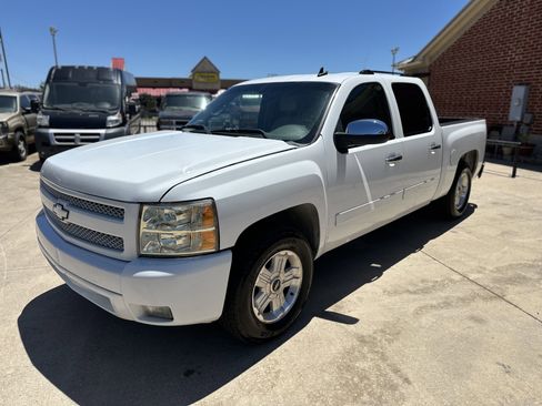 Used 2007 Chevrolet Silverado 1500 LTZ w/ Safety Package image 3