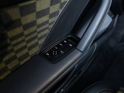 Certified 2026 Porsche 911 Carrera GTS image 23