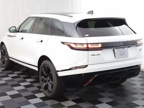 Used 2022 Land Rover Range Rover Velar R-Dynamic S image 17