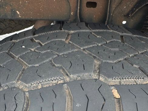 Used 2015 Toyota Tacoma 4x4 Double Cab w/ TRD Off-Road Package image 12