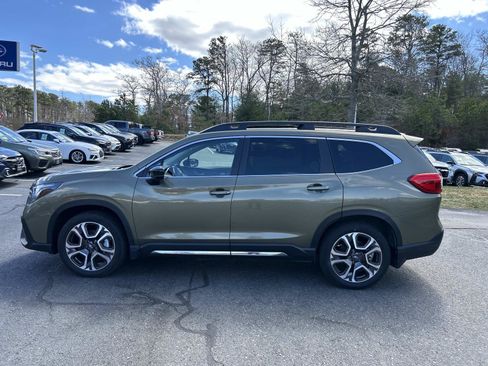 Used 2025 Subaru Ascent Limited AWD/4WD image 6