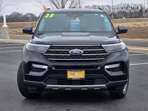 Certified 2023 Ford Explorer XLT w/ Equipment Group 202A AWD/4WD image 3