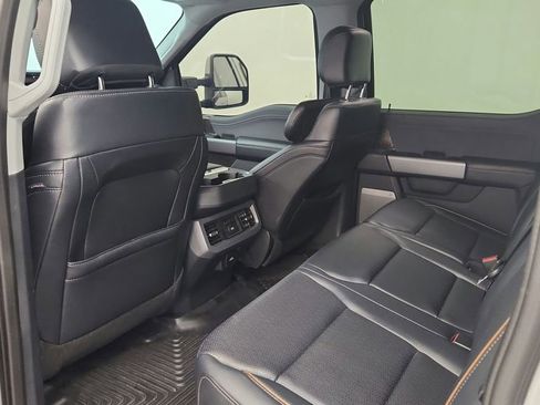 Used 2025 Ford F250 Lariat w/ Lariat Ultimate Package AWD/4WD image 47
