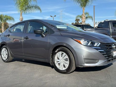 Used 2023 Nissan Versa S w/ Trunk Package image 33