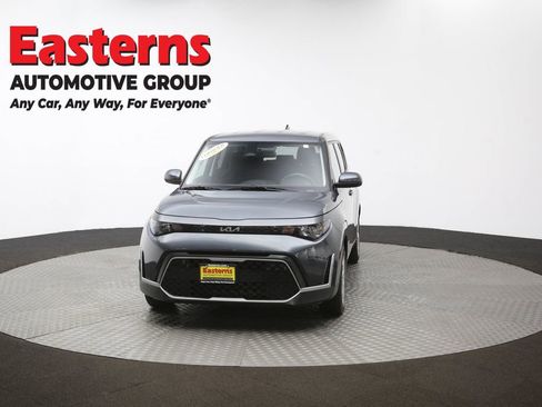 Used 2023 Kia Soul LX w/ LX Technology Package image 53