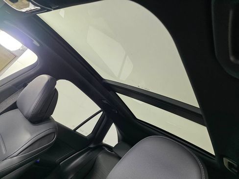 New 2026 Mercedes-Benz GLC 300 image 9