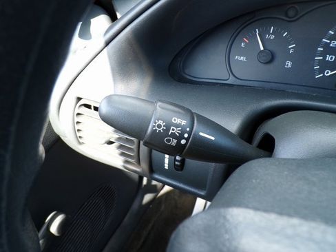 Used 2001 Chevrolet Cavalier Sedan w/ Preferred Equipment Group 1 image 13