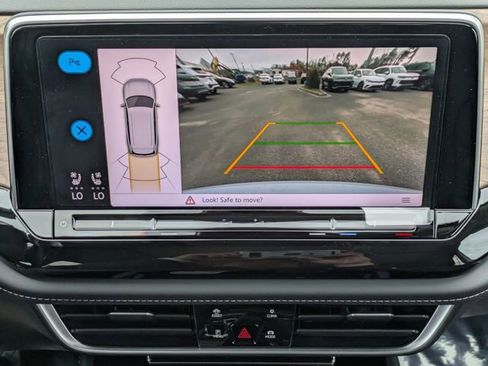 New 2026 Volkswagen Atlas SE FWD image 23