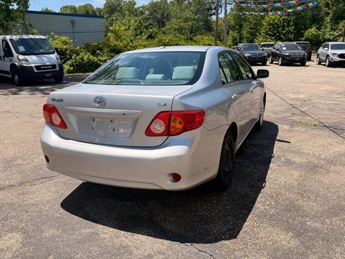 Used 2009 Toyota Corolla FWD image 8