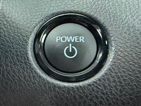 Certified 2026 Toyota Camry SE FWD image 30