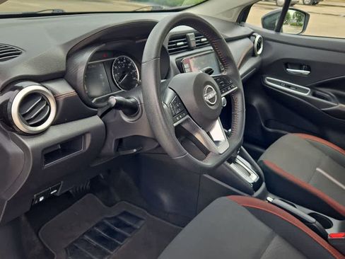 Used 2024 Nissan Versa SR FWD image 10