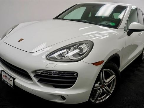 Used 2013 Porsche Cayenne S AWD/4WD image 49