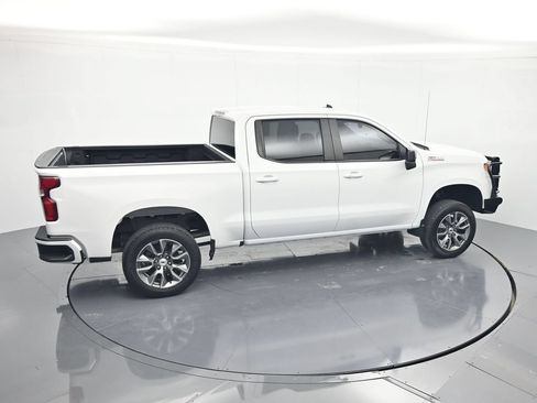 Used 2022 Chevrolet Silverado 1500 RST w/ Z71 Off-Road Package AWD/4WD image 32
