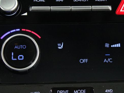 Certified 2024 Hyundai Santa Fe XRT AWD/4WD image 31