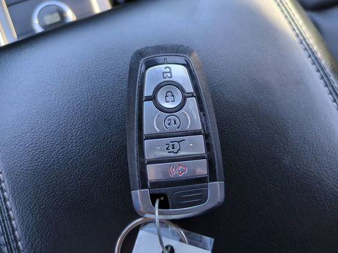 Certified 2022 Ford Explorer XLT w/ Equipment Group 202A image 28