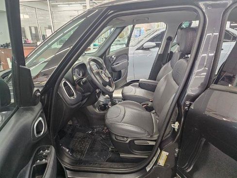Used 2017 FIAT 500L Trekking FWD image 9