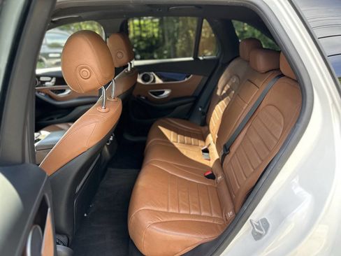 Used 2016 Mercedes-Benz GLC 300 4MATIC image 13