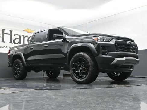 New 2026 Chevrolet Colorado Trail Boss AWD/4WD image 2