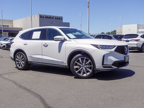 Certified 2026 Acura MDX FWD w/ Technology Package image 5