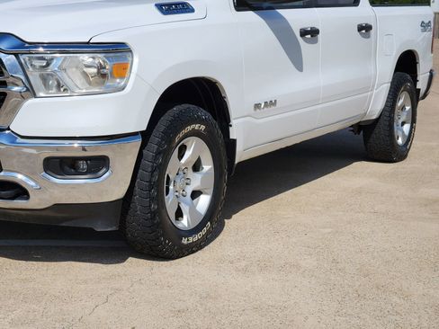 Used 2023 RAM 1500 Big Horn AWD/4WD image 12