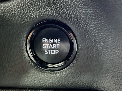 Used 2026 Toyota Tundra Limited AWD/4WD image 23