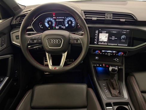 Used 2025 Audi Q3 2.0T Premium Plus w/ Premium Plus Package AWD/4WD image 29