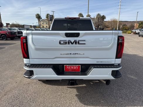 New 2026 GMC Sierra 3500 Denali Ultimate image 6