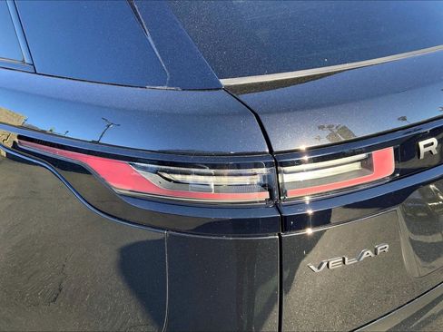 New 2026 Land Rover Range Rover Velar Dynamic SE image 5