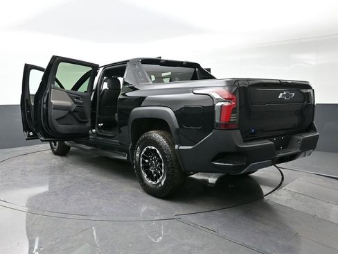 Used 2026 Chevrolet Silverado EV Trail Boss w/ Plus Package image 33