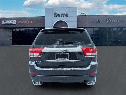 Used 2012 Jeep Grand Cherokee Laredo w/ Laredo E Group image 5