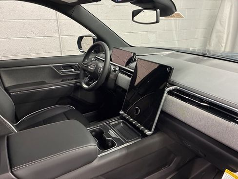 New 2026 GMC Sierra EV Elevation image 9