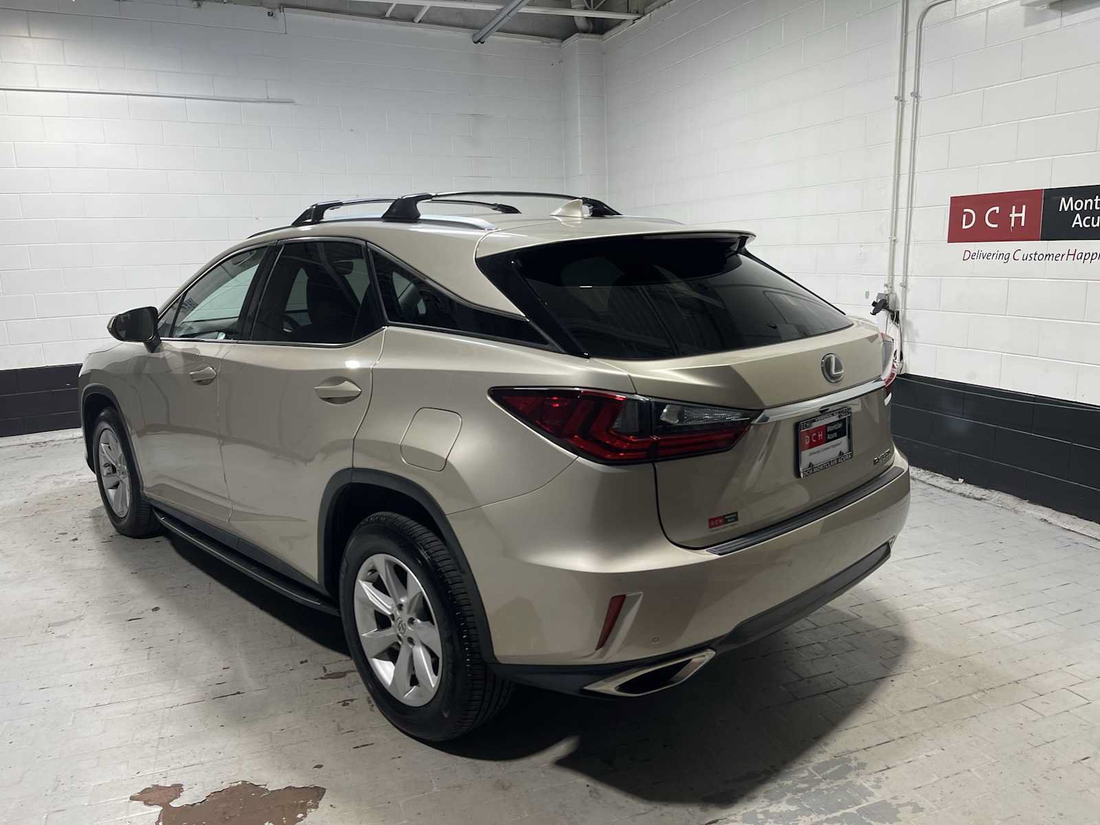 Used 2017 Lexus RX 350 AWD image 4