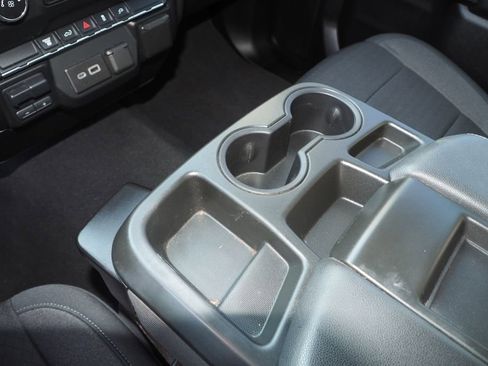 Used 2022 Chevrolet Silverado 2500 Custom w/ Custom Value Package image 24