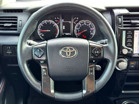 Used 2022 Toyota 4Runner TRD Off-Road Premium image 23