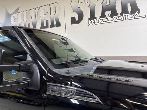 Used 2016 Ford F250 Lariat w/ Lariat Ultimate Package image 73