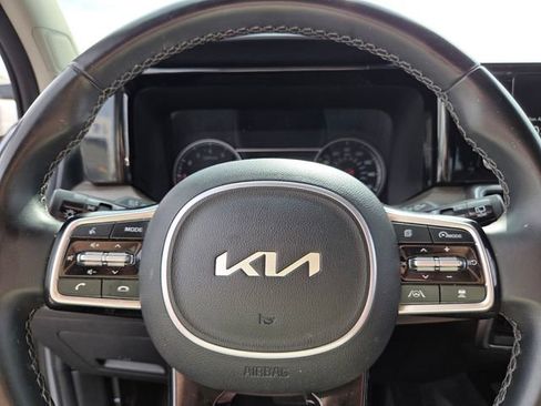 Used 2023 Kia Sorento EX w/ Panoramic Sunroof Package FWD image 20