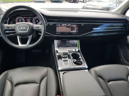 Used 2025 Audi Q7 3.0T Premium Plus AWD/4WD image 17