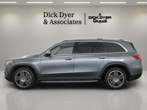 Used 2023 Mercedes-Benz GLS 450 4MATIC image 15