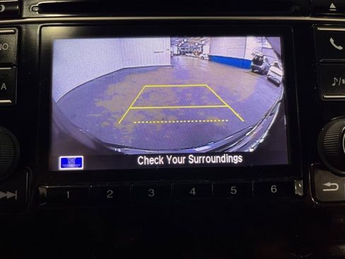 Used 2018 Honda Fit LX image 27