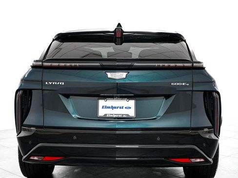 Used 2024 Cadillac Lyriq Sport w/ LPO, Floor Liner Package AWD/4WD image 6