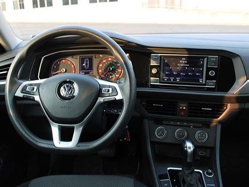 Used 2019 Volkswagen Jetta S FWD image 10
