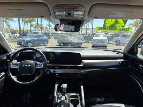 Used 2024 Kia Telluride S w/ S Sunroof Package FWD image 10