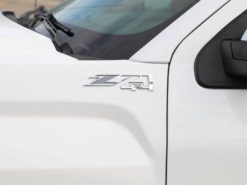 Used 2018 GMC Sierra 1500 SLT image 4