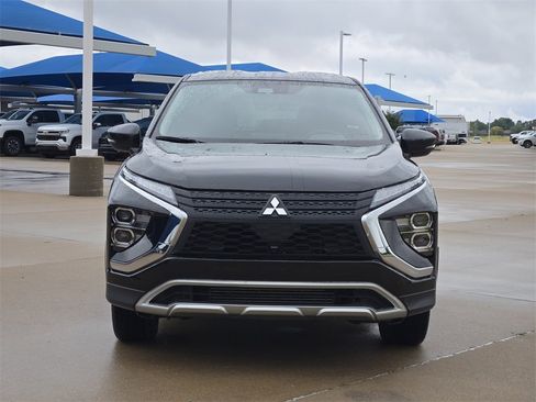 Used 2024 Mitsubishi Eclipse Cross SE image 2