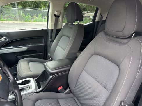 Used 2019 Chevrolet Colorado LT w/ LT Convenience Package AWD/4WD image 10