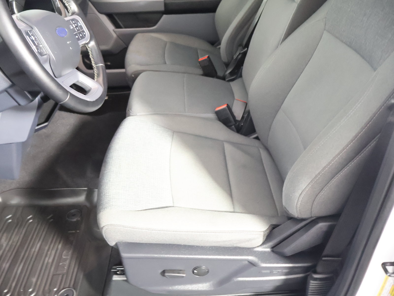 Used 2024 Ford F150 XLT RWD image 29