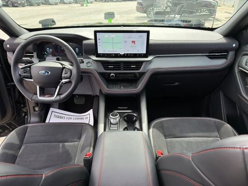 Used 2025 Ford Explorer ST AWD/4WD image 16