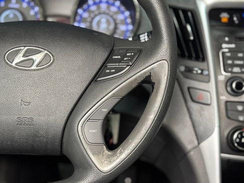 Used 2011 Hyundai Sonata GLS image 26